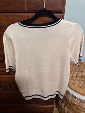 Cream Knit Short-Sleeve Sweater with Black Trim